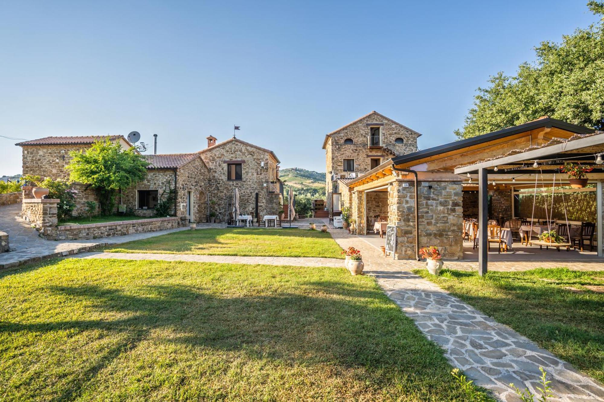Le Querce Farmhouse Агрополи Экстерьер фото